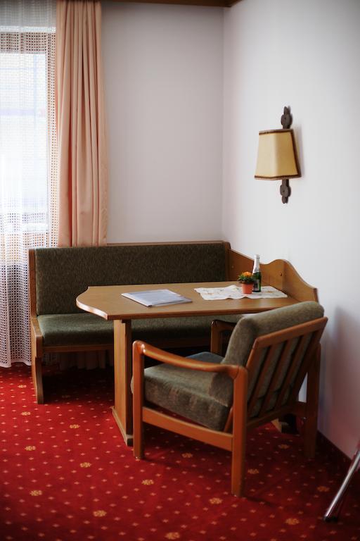 Hotel St. Georg Bad Reichenhall Quarto foto
